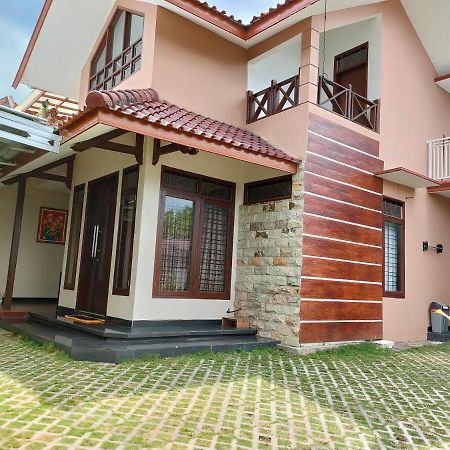 Villa Eco Green Tlekung 外观 照片